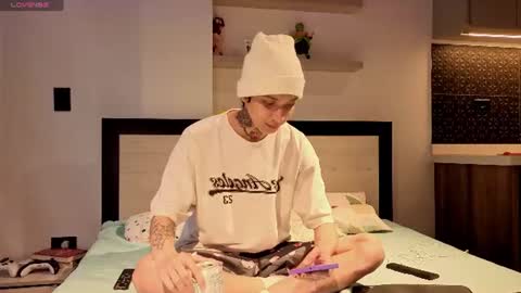 Tonny online show from 06-14-26, 07:27