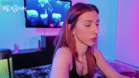 Snapshot of bumbum_kalibum chatting on 12-19-24, 11:57 Ivan online show from 12-19-24, 11:57