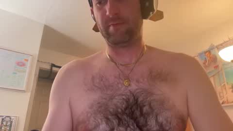 Snapshot of bumlover4567 chatting on 05-18-26, 04:07 bumlover4567 online show from 05-18-26, 04:07