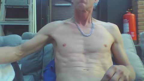 Dutch cock online show from 05-25-26, 08:20