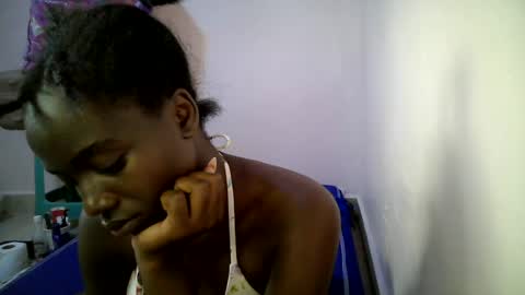Snapshot of bunny_bliss1 chatting on 06-30-26, 02:29 bunny_bliss1 online show from 06-30-26, 02:29