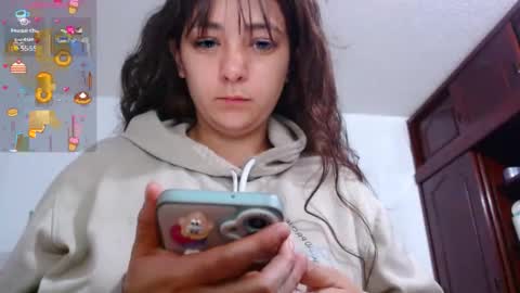 bunny_chloe online show from 12-17-25, 01:22