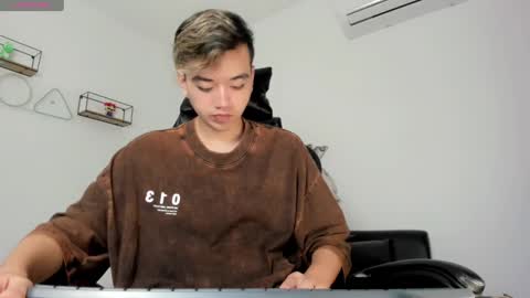 bunny online show from 02-24-25, 12:26