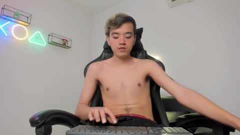 bunny online show from 03-09-25, 06:43