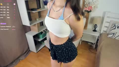 Snapshot of bunny_nova chatting on 05-09-26, 08:08 Aria online show from 05-09-26, 08:08