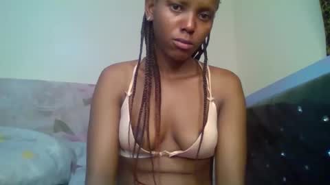 bunnydiva_ online show from 11-26-25, 01:39