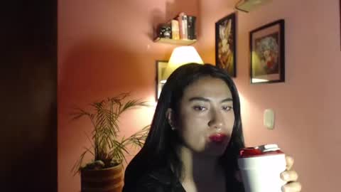 bunnyEmilyR0s33 online show from 07-14-26, 07:46