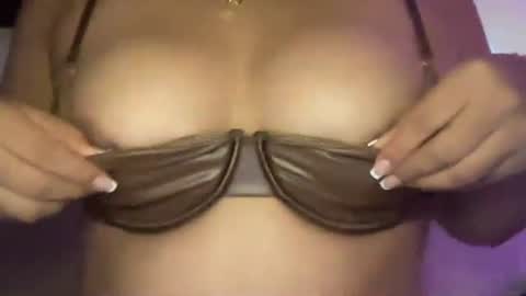 bunnymami333 online show from 01-08-26, 03:42