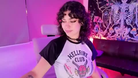   online show from 04-01-26, 02:34