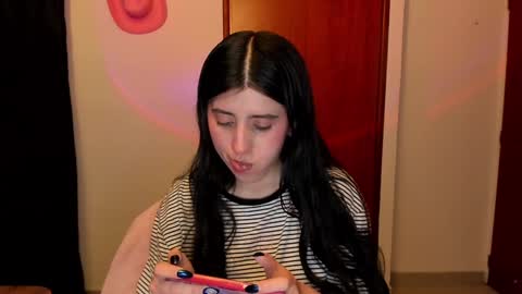 Snapshot of bunnyy09 chatting on 12-02-24, 11:18 Jess online show from 12-02-24, 11:18