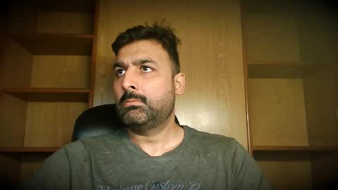 Hairy Arabian online show from 11-10-25, 04:55