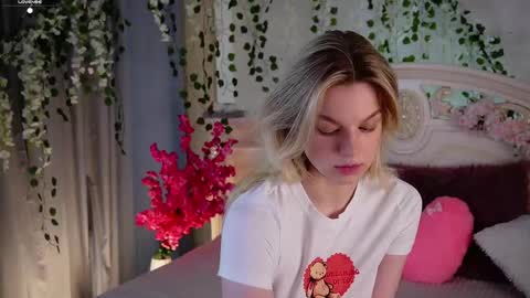 Jessica online show from 10-20-25, 02:06