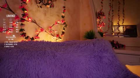 Jessica online show from 12-21-25, 03:13