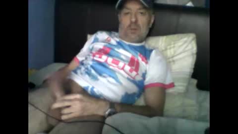 burnleyguy1977 online show from 01-07-26, 12:18