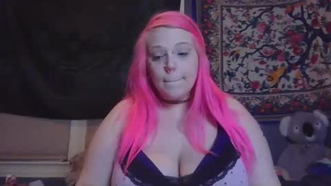 Snapshot of burnthemail chatting on 01-27-25, 02:31 lilly online show from 01-27-25, 02:31