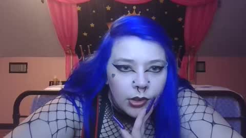 Snapshot of burnthemail chatting on 10-19-25, 07:25 lilly online show from 10-19-25, 07:25