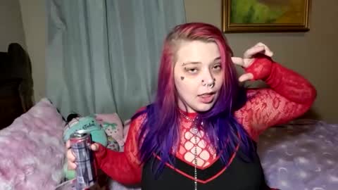 Snapshot of burnthemail chatting on 03-21-26, 08:19 lilly online show from 03-21-26, 08:19