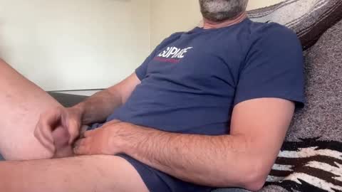 Snapshot of busterjon chatting on 02-19-25, 06:00 Jon online show from 02-19-25, 06:00