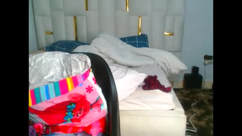 busty_mellons69 online show from 10-02-25, 11:45