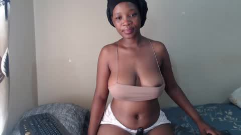 bustybunny_ online show from 07-24-26, 09:18