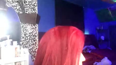 busybee83 online show from 01-29-25, 04:47