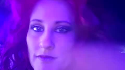 busybee83 online show from 02-01-25, 09:54