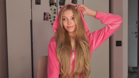 butteflai online show from 04-20-26, 09:01