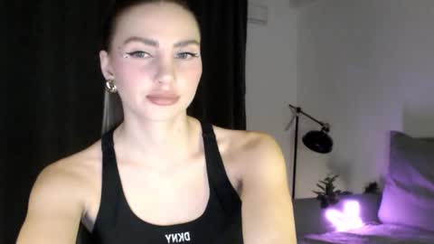 Lauren online show from 02-28-25, 10:17