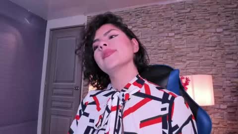 Lia Butterfly  online show from 05-08-26, 12:10