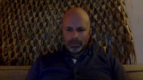 Snapshot of buurman1982isback chatting on 10-25-25, 10:15 buurman1982isback online show from 10-25-25, 10:15