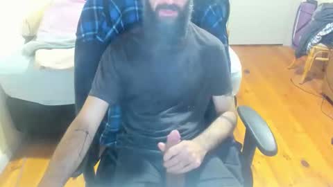 Buzz online show from 05-08-26, 03:06