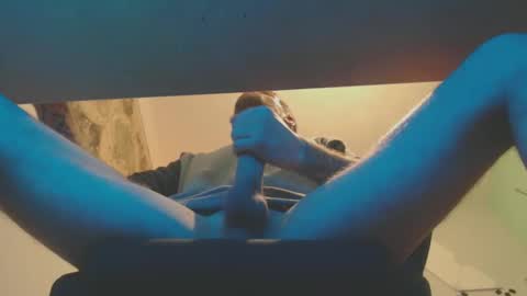 Snapshot of bwc5000 chatting on 12-04-24, 09:02 bwc5000 online show from 12-04-24, 09:02