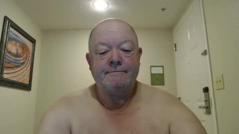Snapshot of bwgrady100477357258 chatting on 10-22-25, 11:32 bwgrady100477357258 online show from 10-22-25, 11:32
