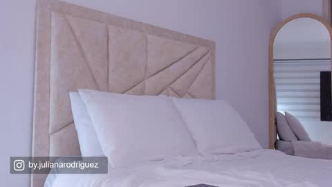    online show from 04-09-26, 12:21