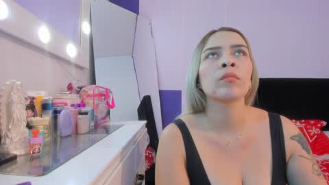 Snapshot of byanca_winklar chatting on 12-06-24, 08:40     online show from 12-06-24, 08:40