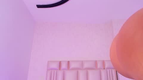 Snapshot of c_fox_ chatting on 07-29-26, 03:15 Carolina online show from 07-29-26, 03:15