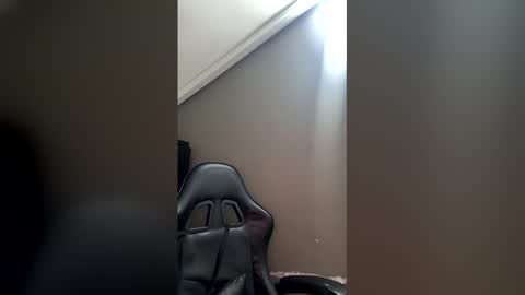Snapshot of caballero_____ chatting on 04-11-26, 05:34 INSTAGRAM CABALLERO 1998 online show from 04-11-26, 05:34