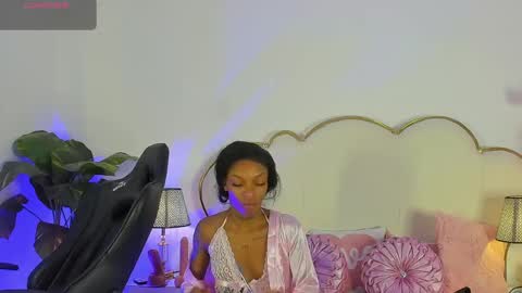 Snapshot of cahitlinbel chatting on 05-26-26, 07:04 Cahitlin online show from 05-26-26, 07:04