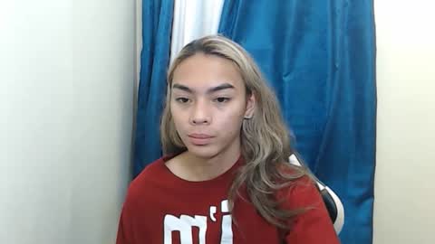 caitessa_bellemoir online show from 03-23-26, 03:05