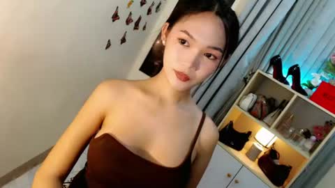 caitlin online show from 07-10-26, 01:21