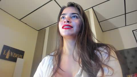 caitlingomez0 online show from 01-19-26, 10:30