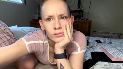 Snapshot of caliibaddie chatting on 02-23-25, 04:57 caliibaddie online show from 02-23-25, 04:57