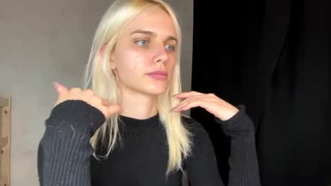 Snapshot of caliscott_ chatting on 07-28-26, 04:39 Cali online show from 07-28-26, 04:39
