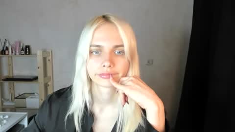 Snapshot of caliscott_ chatting on 07-30-26, 03:11 Cali online show from 07-30-26, 03:11