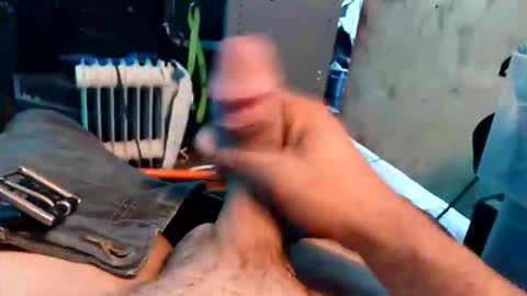 Calisguitar online show from 11-21-25, 11:36