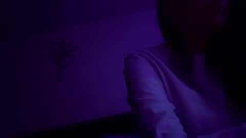 Snapshot of calishop1 chatting on 01-26-25, 03:27 calishop1 online show from 01-26-25, 03:27