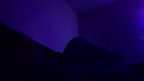 Snapshot of calishop1 chatting on 01-27-25, 03:04 calishop1 online show from 01-27-25, 03:04