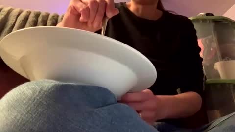 Snapshot of calishop1 chatting on 02-08-25, 03:08 calishop1 online show from 02-08-25, 03:08