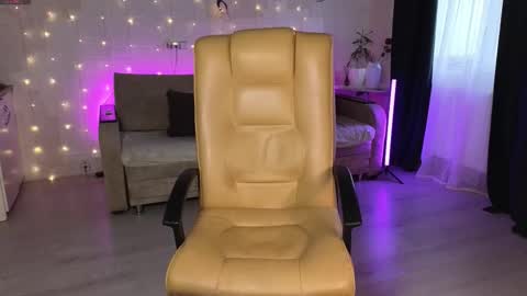 Dasha       inst       dasha is nice online show from 11-02-25, 10:50