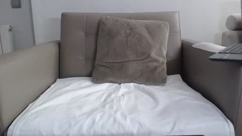 callme_kim online show from 03-10-26, 08:47